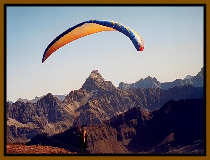 Hochvogel mit Gleitschirm