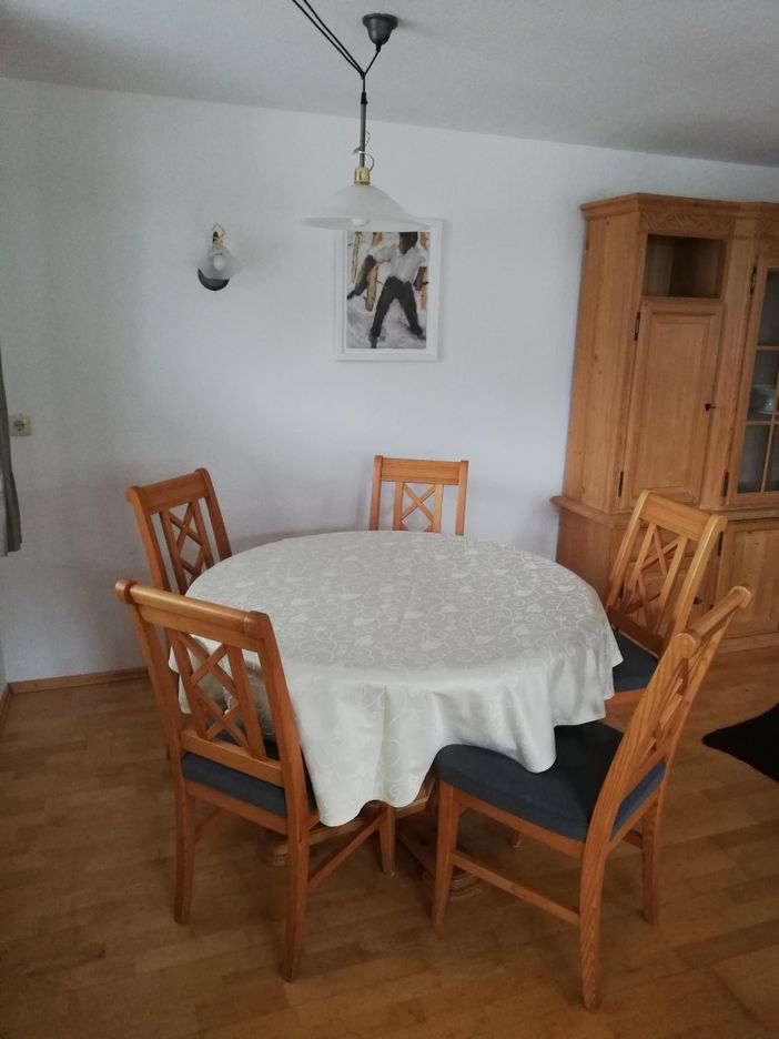 Wohnzimmer Esstisch