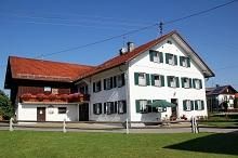 Hausbild Sommer 2012