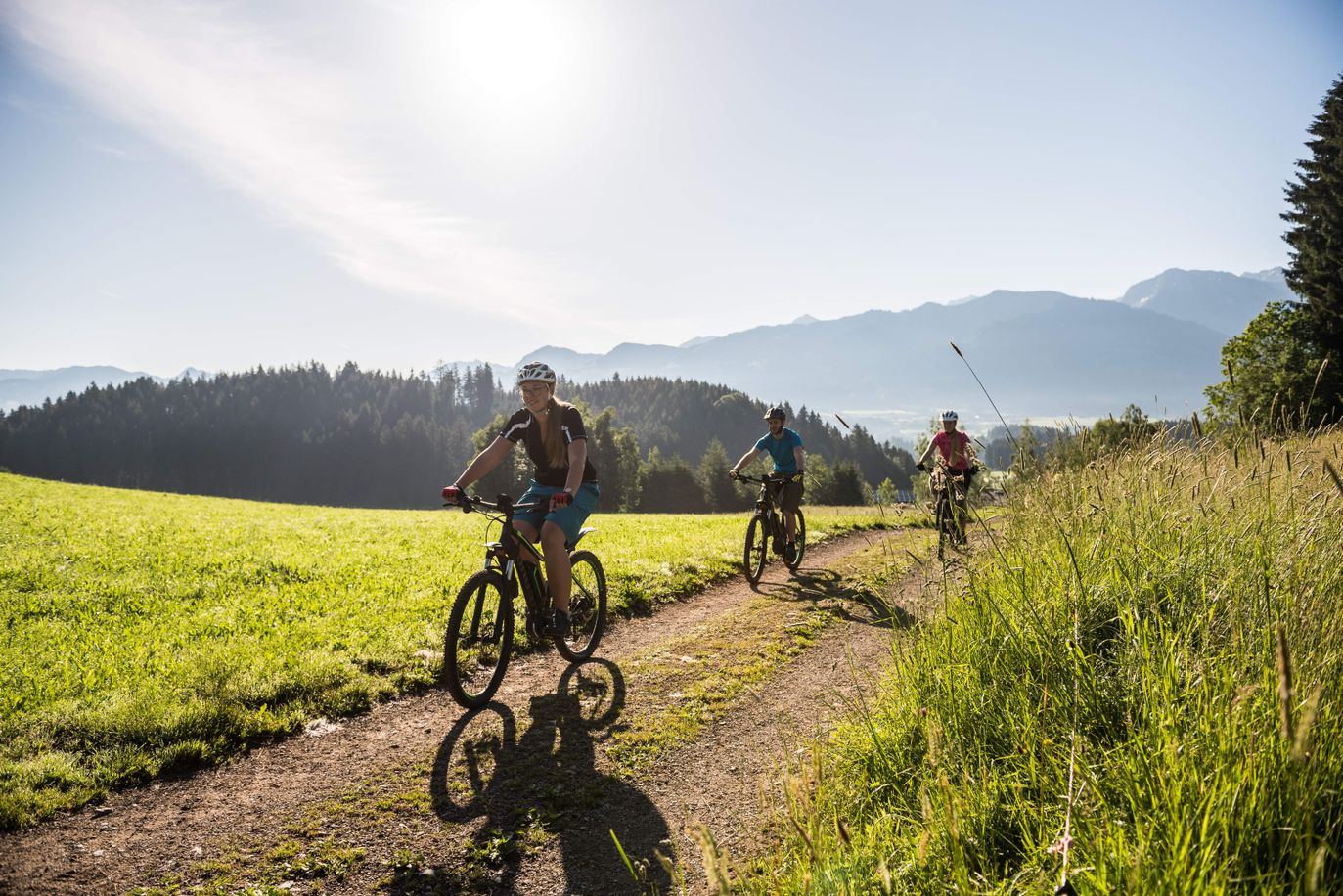 Radfahren_in_den_Allgäuer_Hörnerdörfern (komprimie