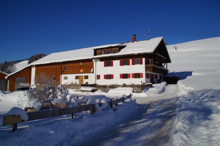 Hausbild Winter