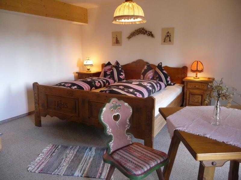 Doppelzimmer Herrenzimmer 2. OG