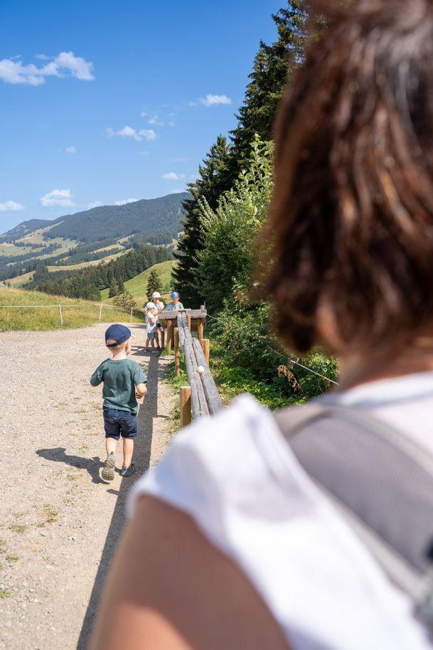 Kugel-Spaß in schönster Bergkulisse