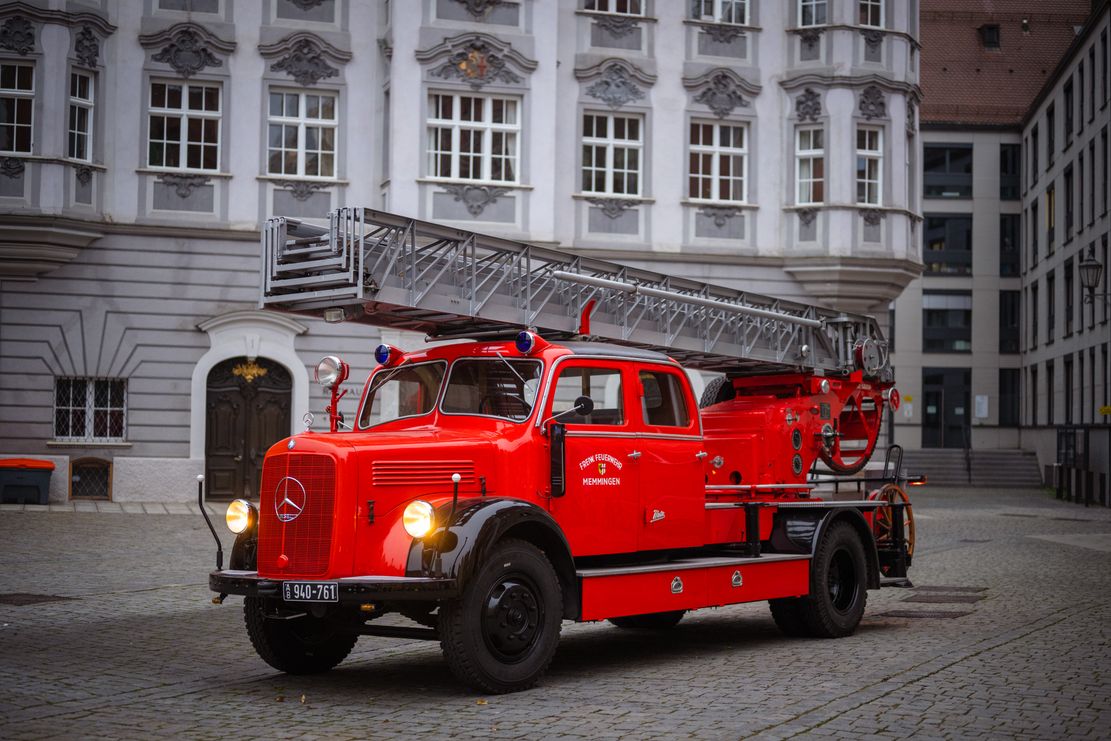 2024-11-10 Feuershow Marktplatz 003