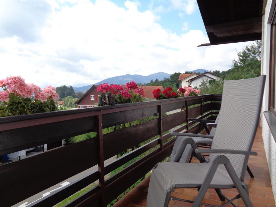 Bergblick vom gemütlichen Balkon
