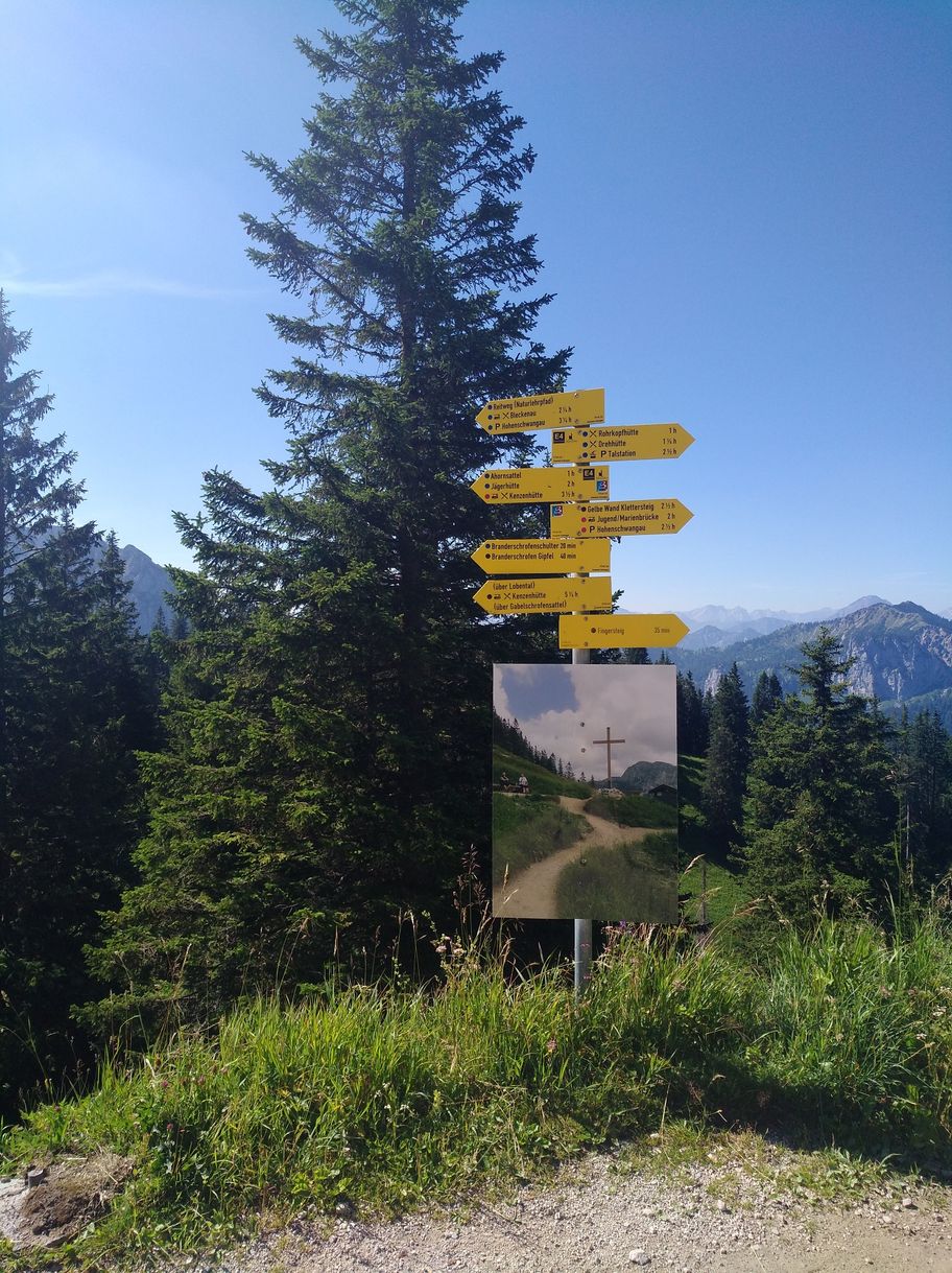 Beschilderung zum Naturlehrpfad Reitweg