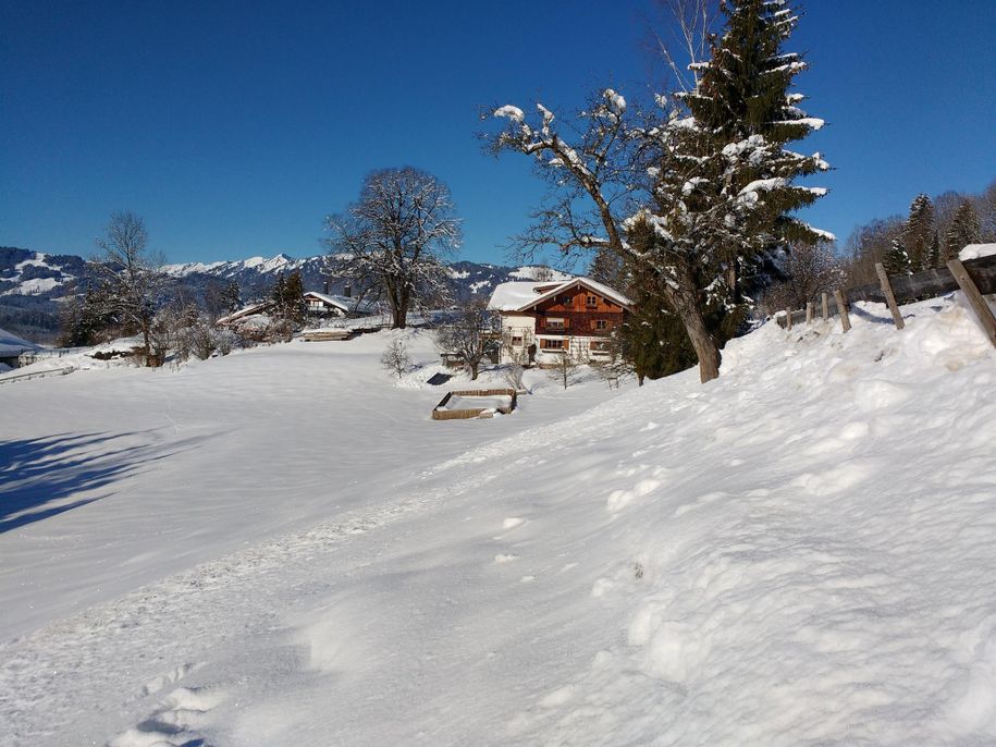 Haus und Westblick