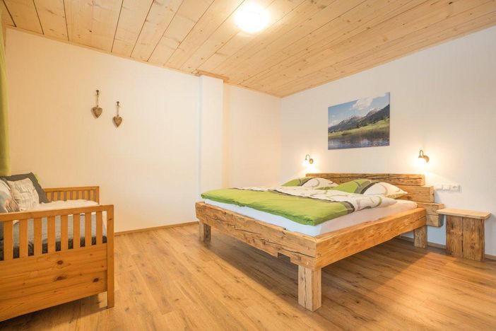 Hirschstube - Schlafzimmer