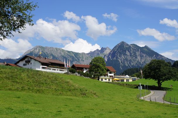 1-berwanger-hof-aussen-sommer