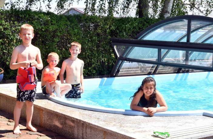 Pool mit Heizung und Überdachung für jedes Wetter