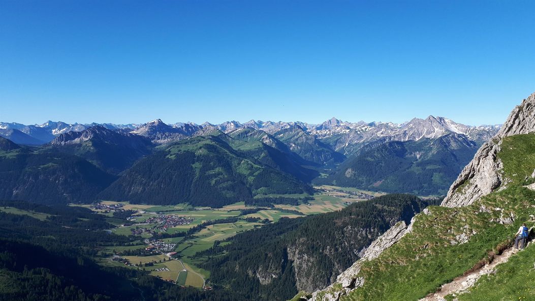 Einzigartiger Ausblick vom Aggenstein