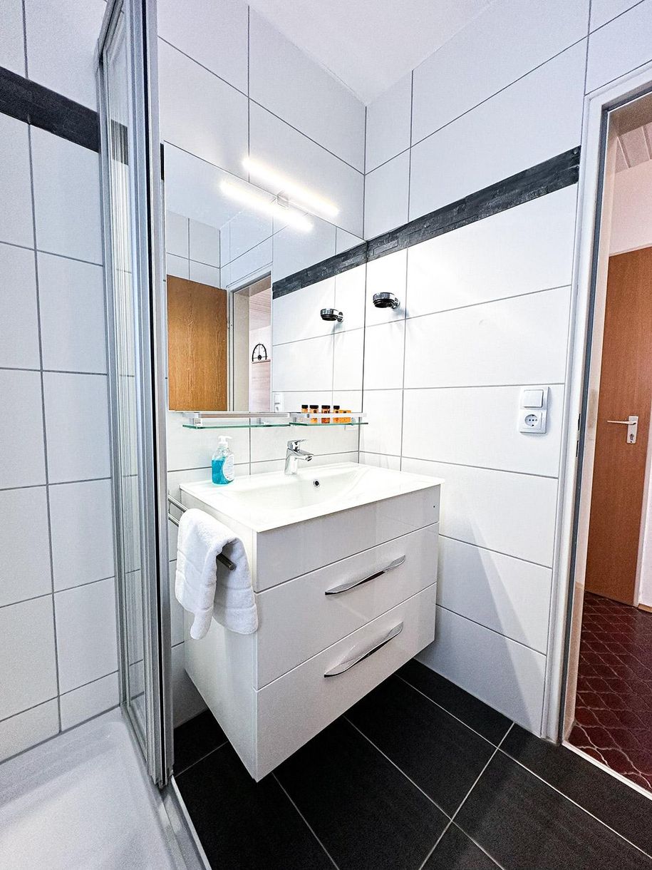 Ferienwohnung_Anneliese-Steibis_Oberstaufen_Badezi