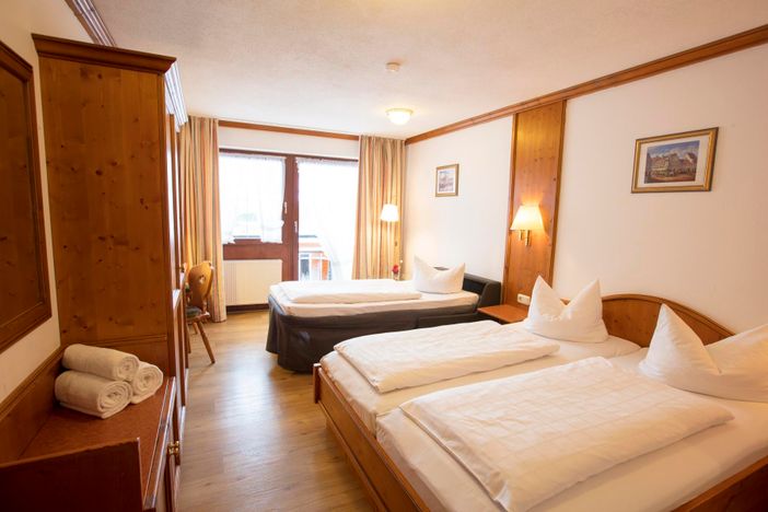 3-Bett-Zimmer_2