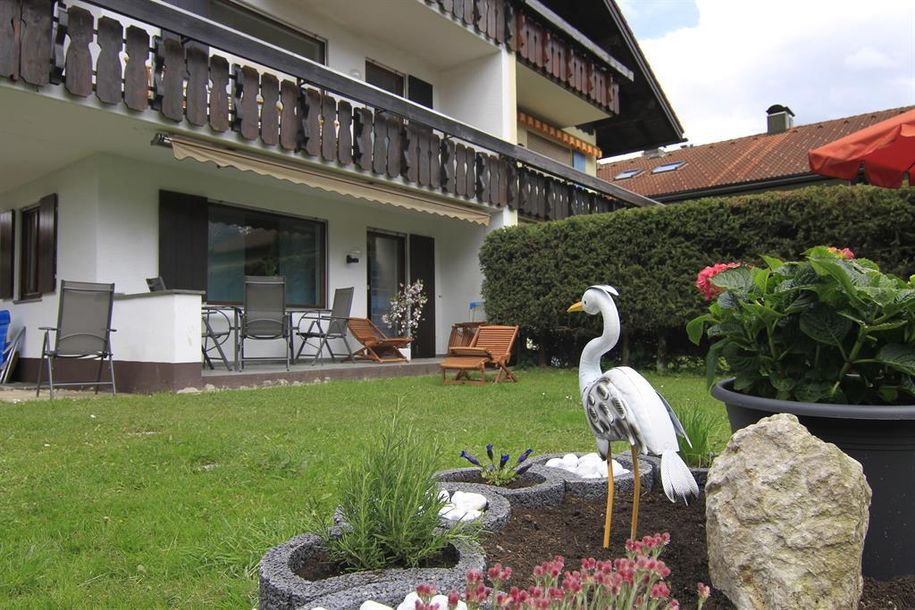 Garten am Haus Dornröschen