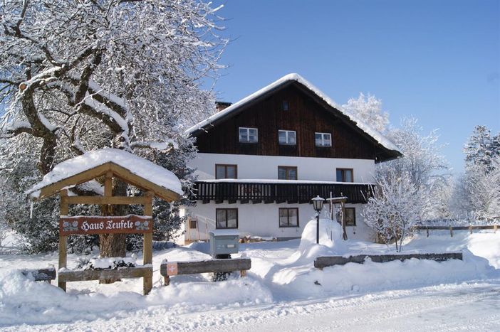 unser Haus im Winter