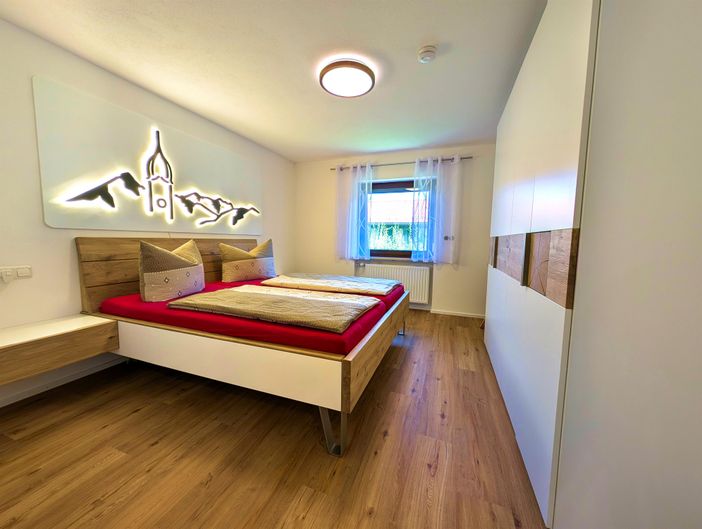 Schlafzimmer 2