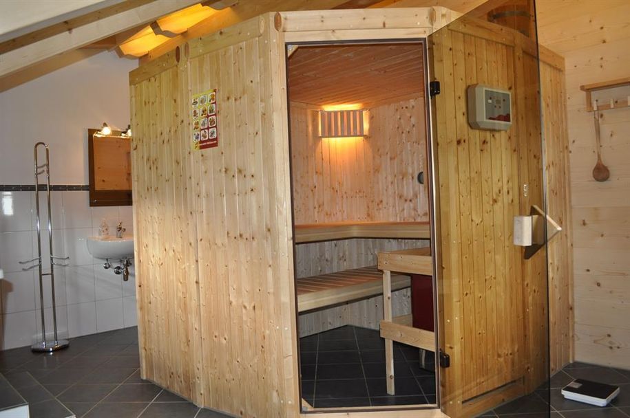 Sauna im Badezimmer OG