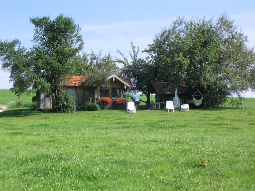 Unser Gartenhaus mit Grillplatz