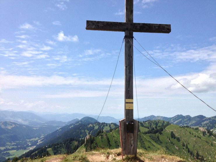 Gipfelkreuz Siplinger Tour zum Siplinger in Bal...