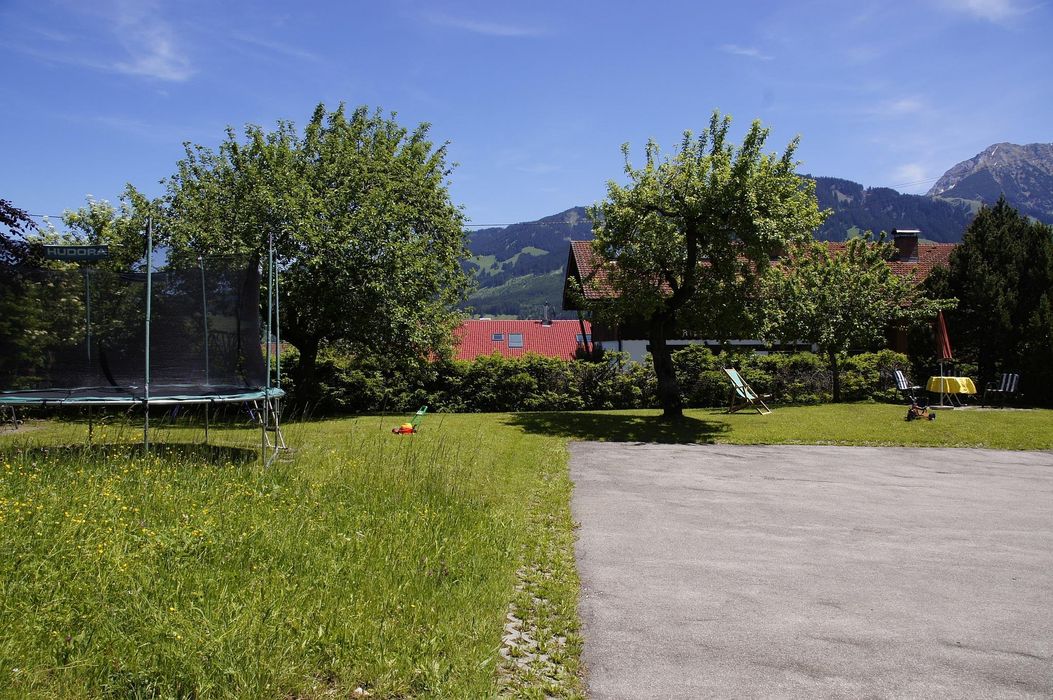 Kinder_und_Spielplatz