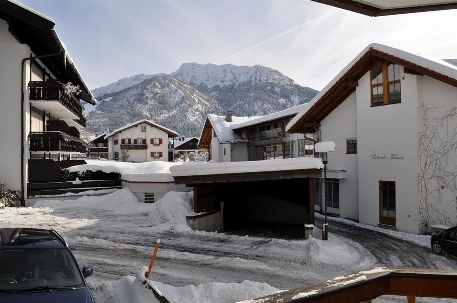 Ausblick vom Balkon zum Iseler