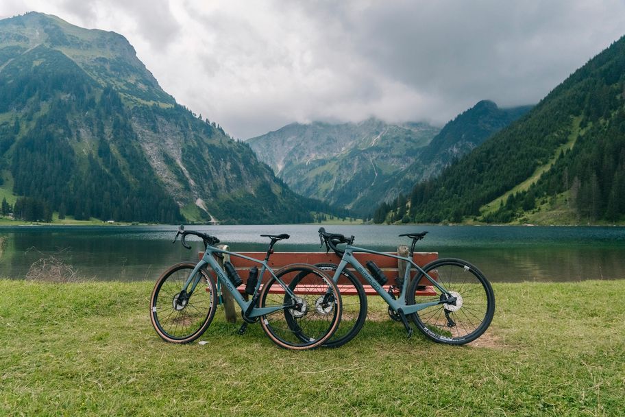 Mit den Gravel-Bikes zum Vilsalpsee