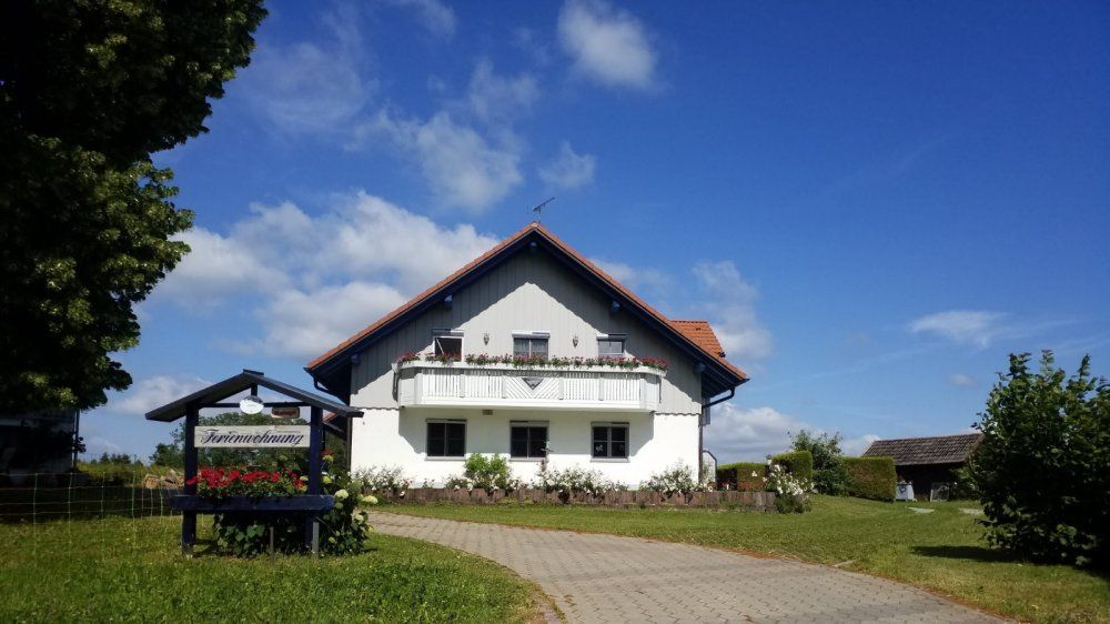 Haus / Einfahrt