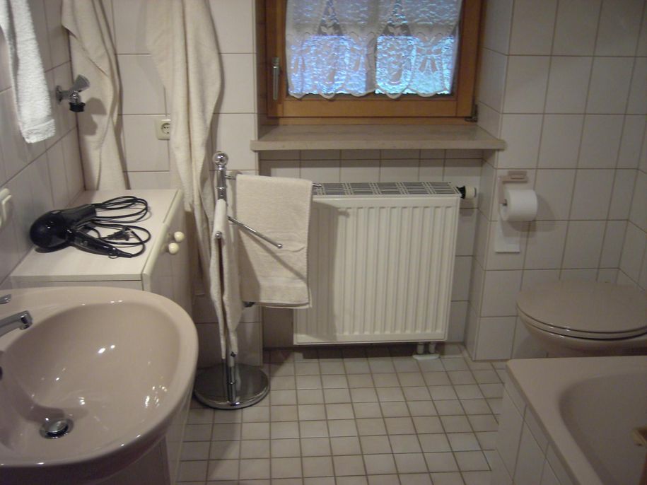 Badezimmer der Ferienwohnung Sutter