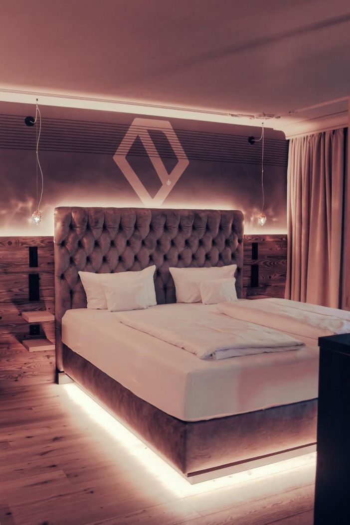 GrandDeluxe_1
