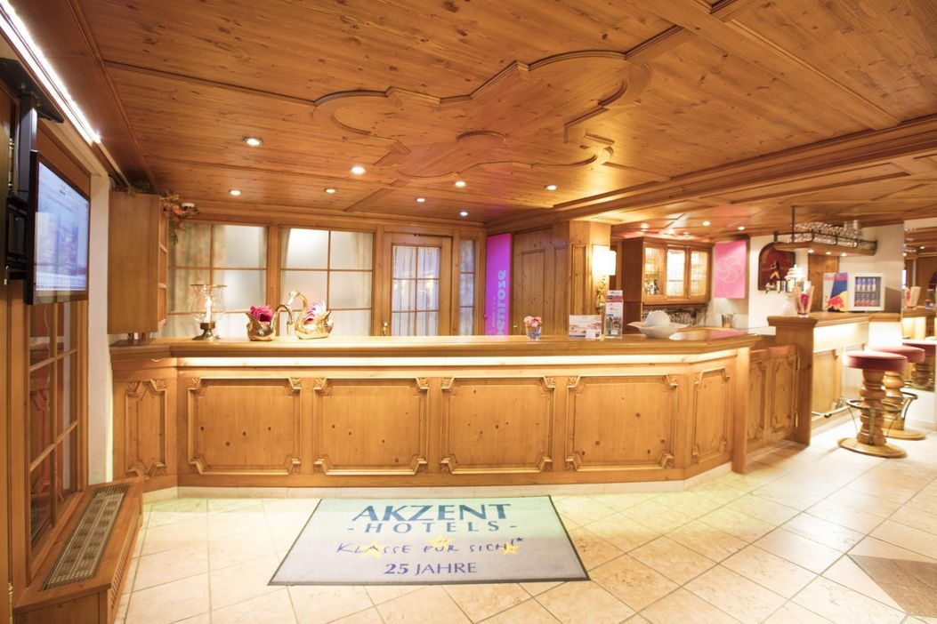 Akzenthaus Alpenrose, Rezeption