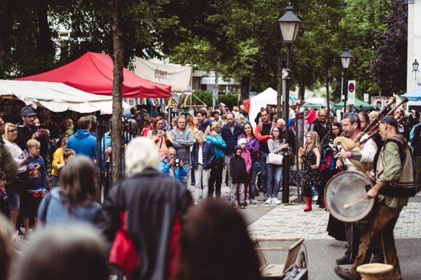 Irische Volksmusik beim Jahrmarkt der Träume