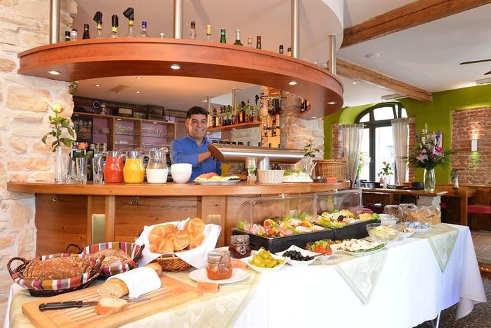 Goldener Adler unser reichhaltiges Früstücksbuffet