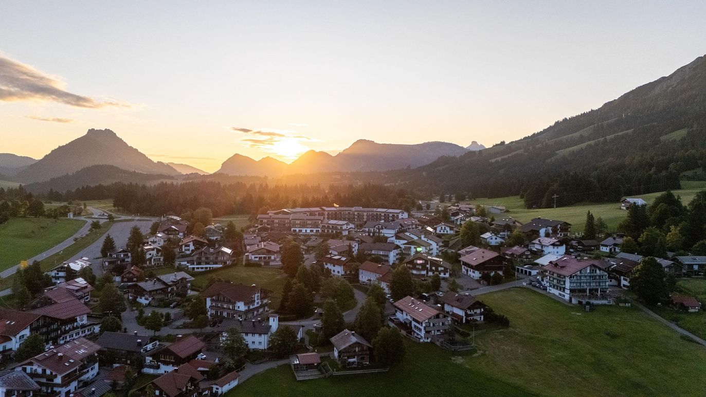 Sonnenaufgang Drohnenaufnahme PHO