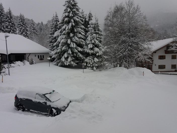 Parkplatz mit Schnee
