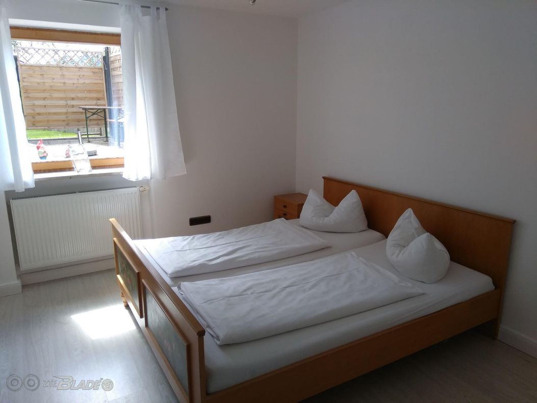 45517267_564949967309120_206296122564542464_n