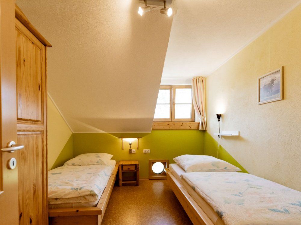 Sonnenblume_Kinderzimmer_001