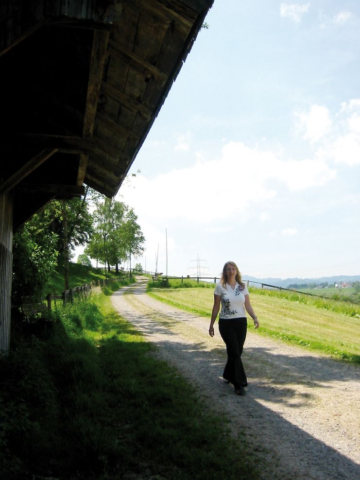 Entlang des Weges haben wir mehrere Möglichkeiten zur Rast.