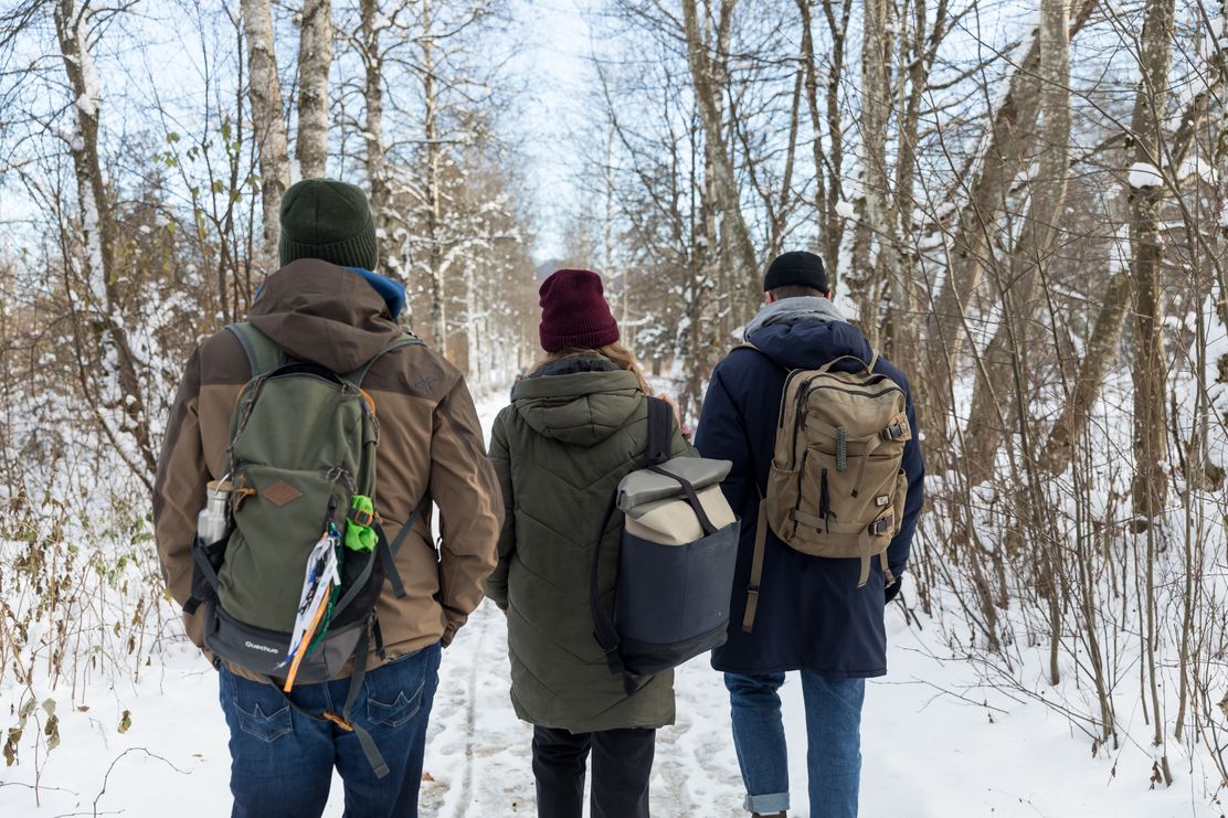 Der entschleunigende Spaziergang ebnet den Einstieg in die Raunächte