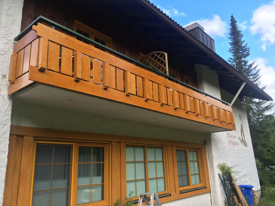 BALKON WEST