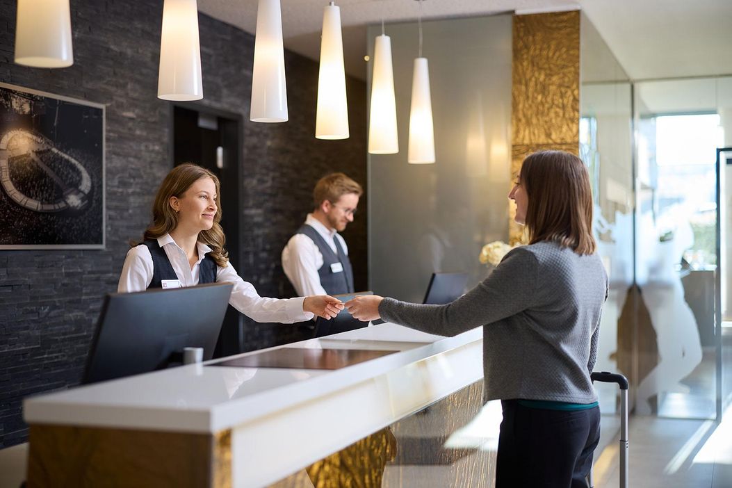 bigBOX_ALLGAEU_Hotel_Rezeption_Empfang