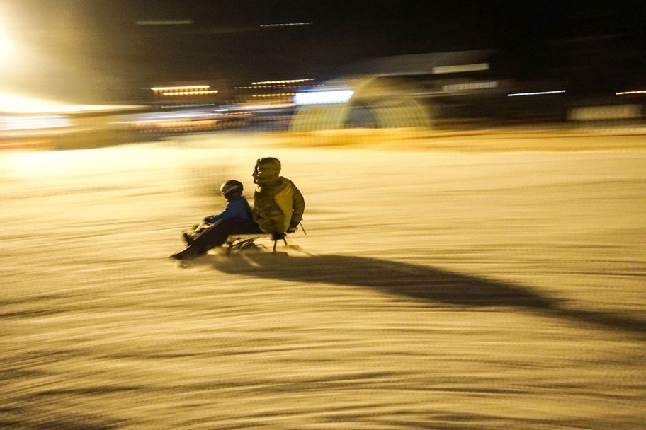 Rodeln im Flutlicht