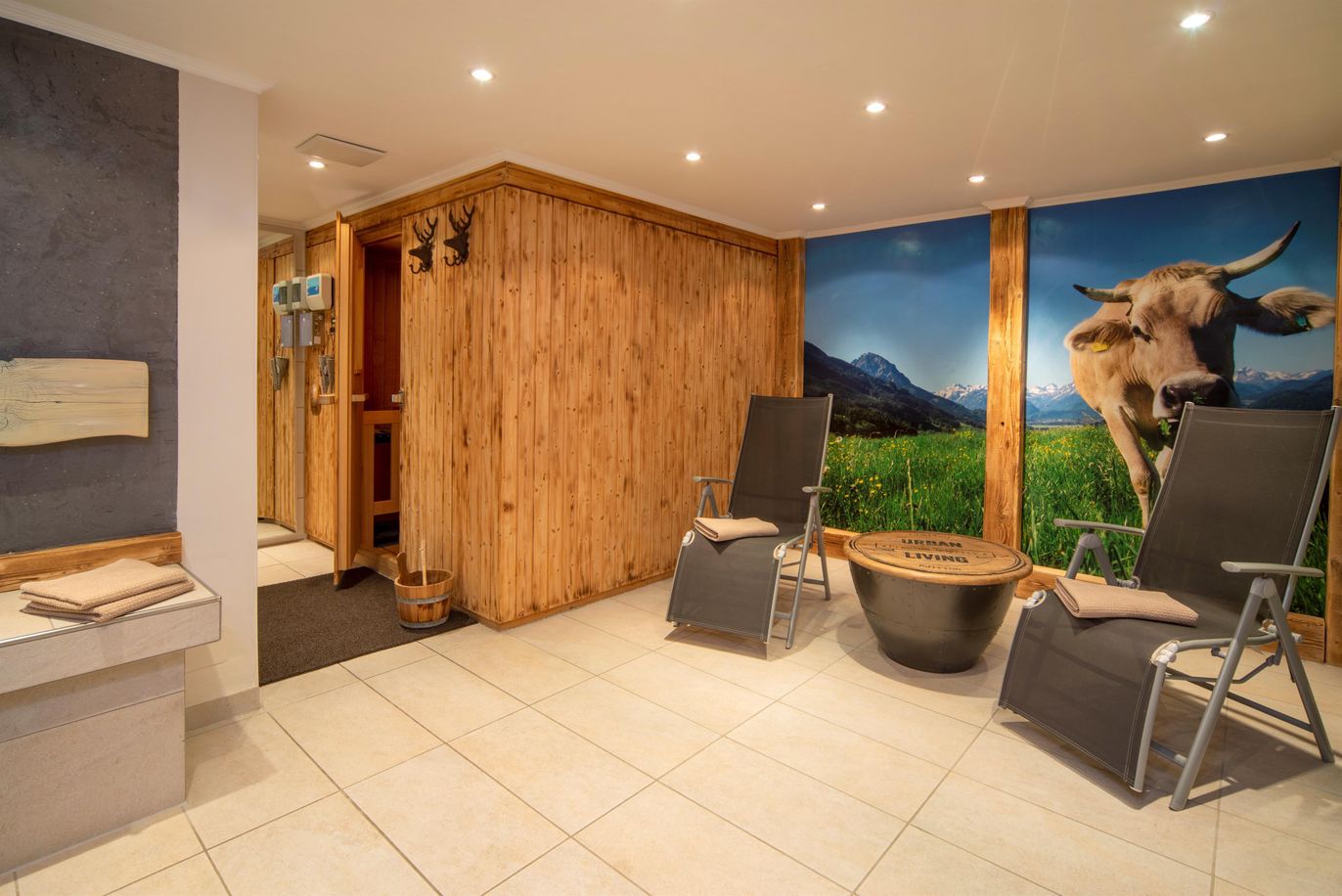 Wonne Sauna Vorraum.jpg