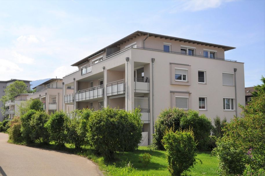 Hausansicht mit Penthouse