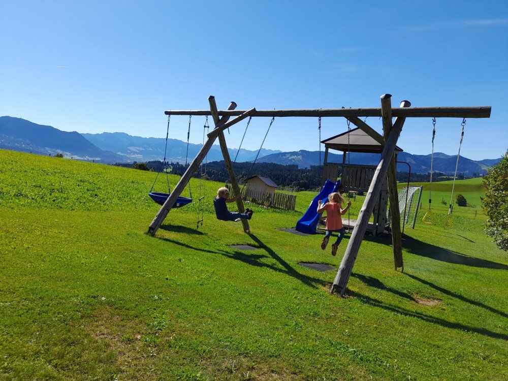 Wer schaukelt bis in den Himmel