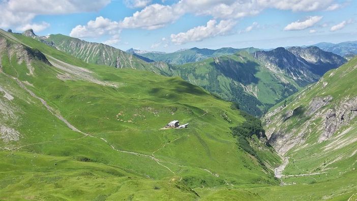 zum Großer Krottenkopf 11 (Kemptner Hütte)