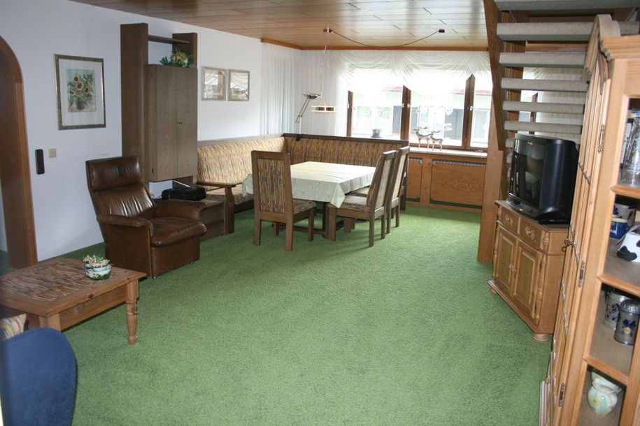Wohn- Esszimmer