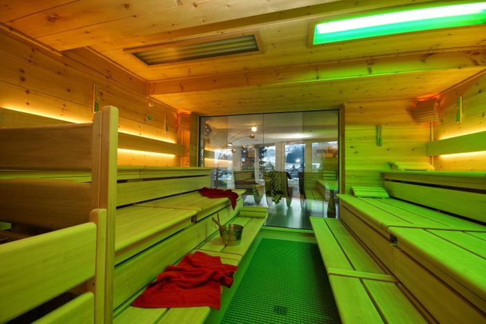 Sauna4k