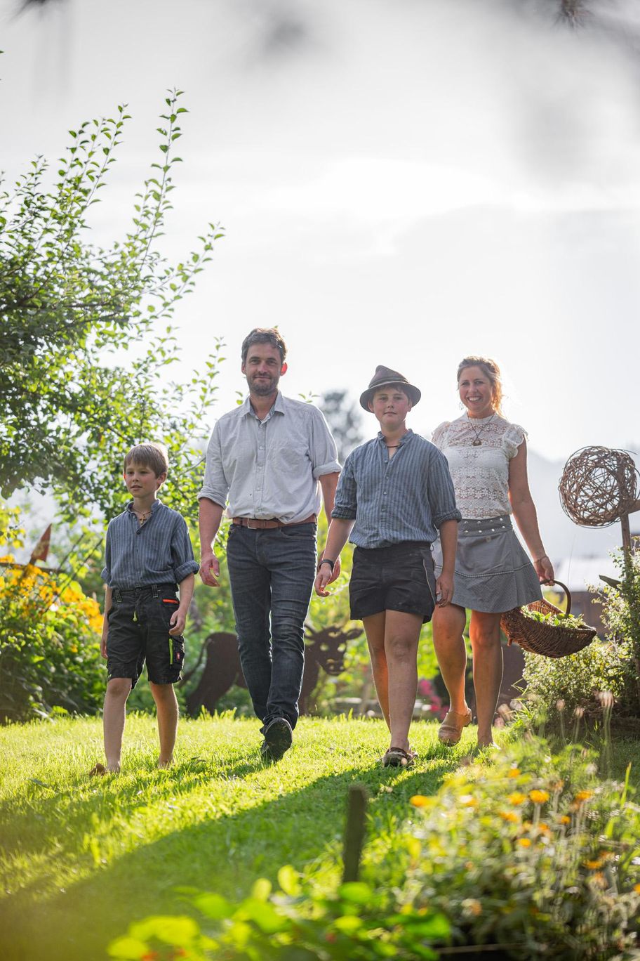 Ihre Gastgeber auf dem Landhof Schmid