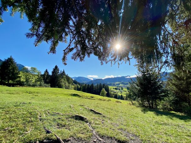 Herrliche Landschaft oberhalb Hinang