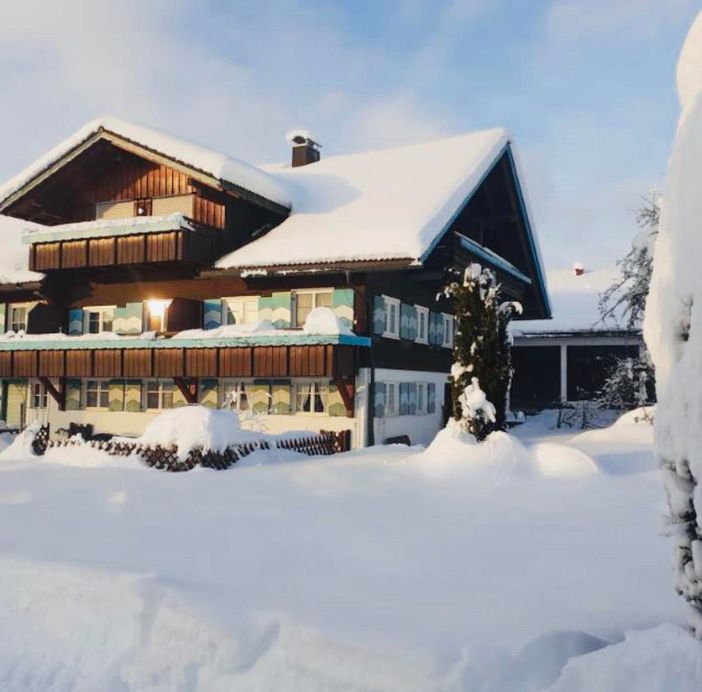 Ferienwohnungen  „Bergnest“ u. „Morgensonne“
